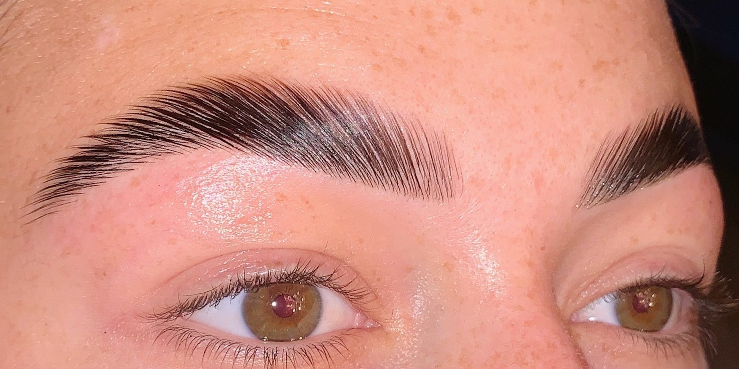 Brow Lamination – Perfectly Sculpted, Flawless Brows ✨